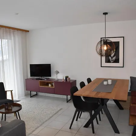 Dominic B1 Appartement-fewo- Bad- Wc- Balkon 4-bettwohnung By Interhome